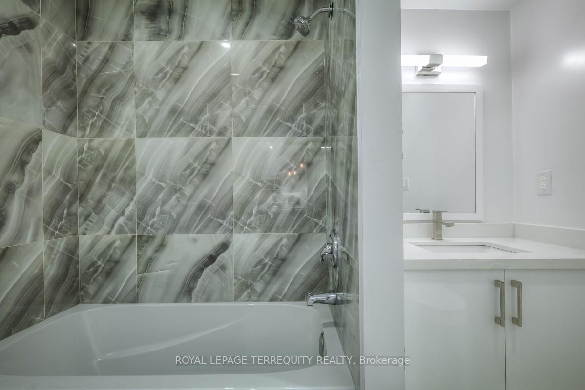 









135


Jane

Street, 1,
Toronto,




ON
M6S 3Y7

