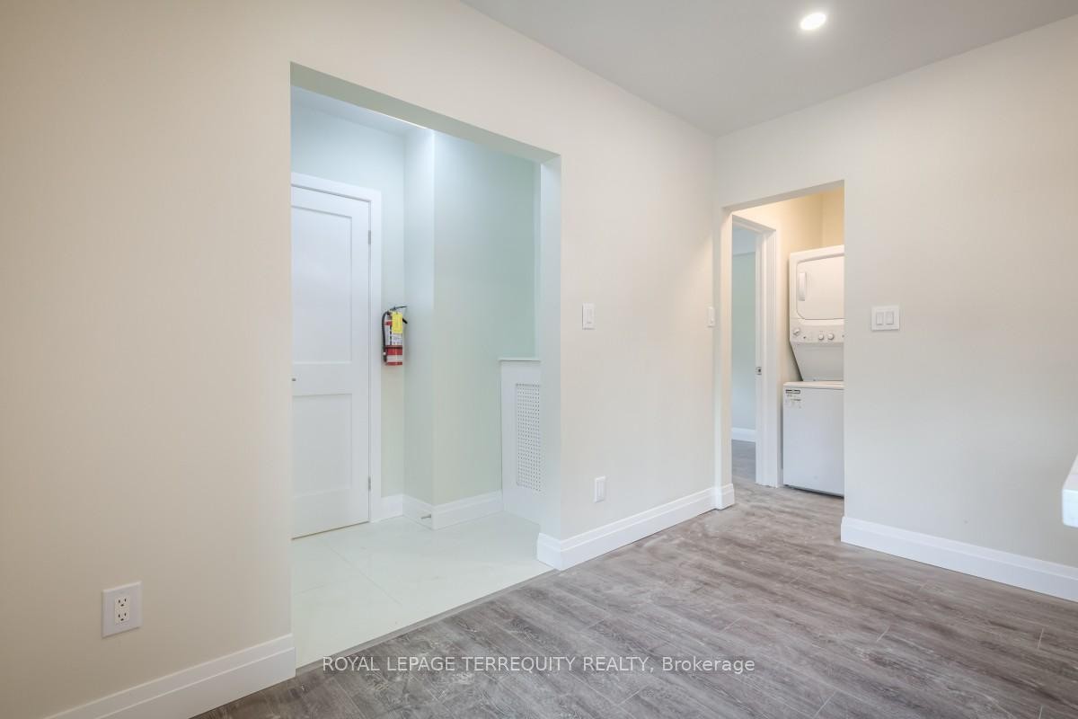 









135


Jane

Street, 1,
Toronto,




ON
M6S 3Y7

