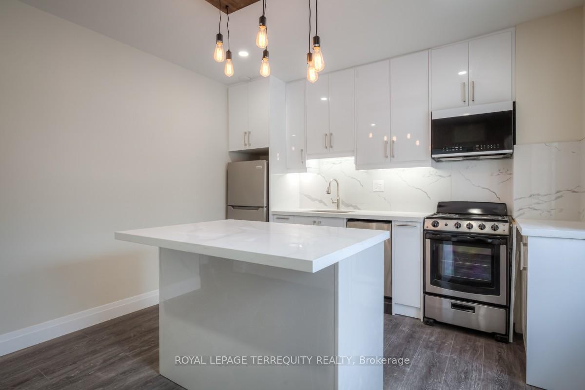 









135


Jane

Street, 1,
Toronto,




ON
M6S 3Y7

