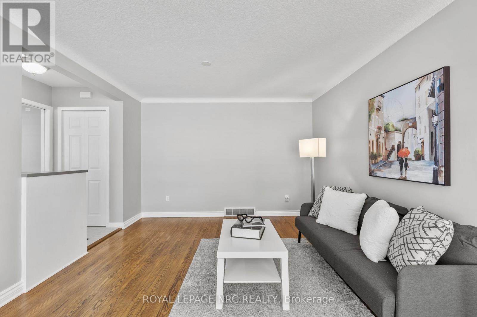 












195 RYKERT STREET

,
St. Catharines (Rykert/Vansickle),




Ontario
L2S2B5

