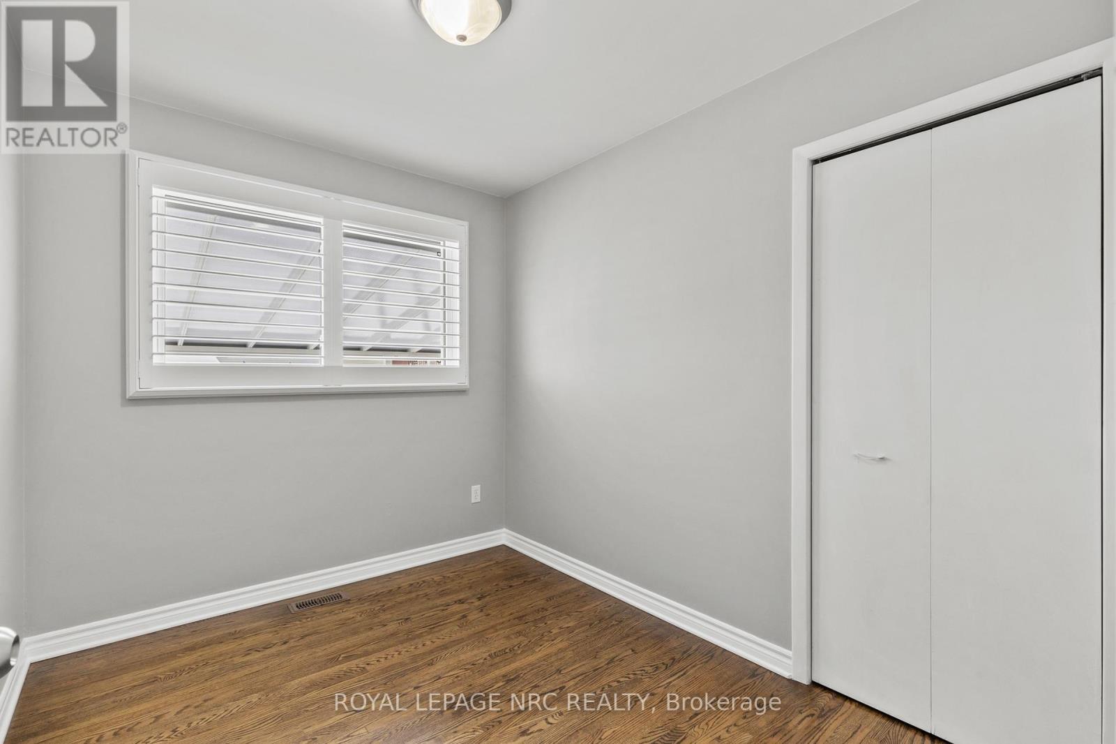 












195 RYKERT STREET

,
St. Catharines (Rykert/Vansickle),




Ontario
L2S2B5

