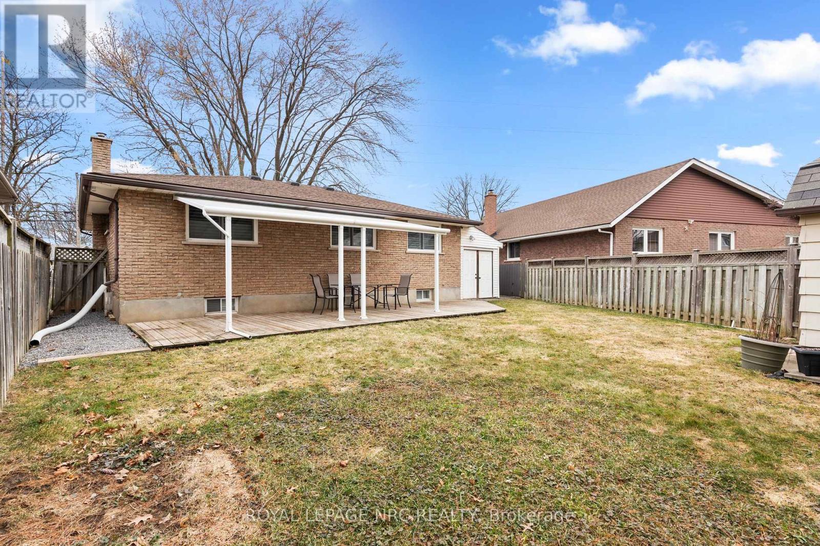 












195 RYKERT STREET

,
St. Catharines (Rykert/Vansickle),




Ontario
L2S2B5

