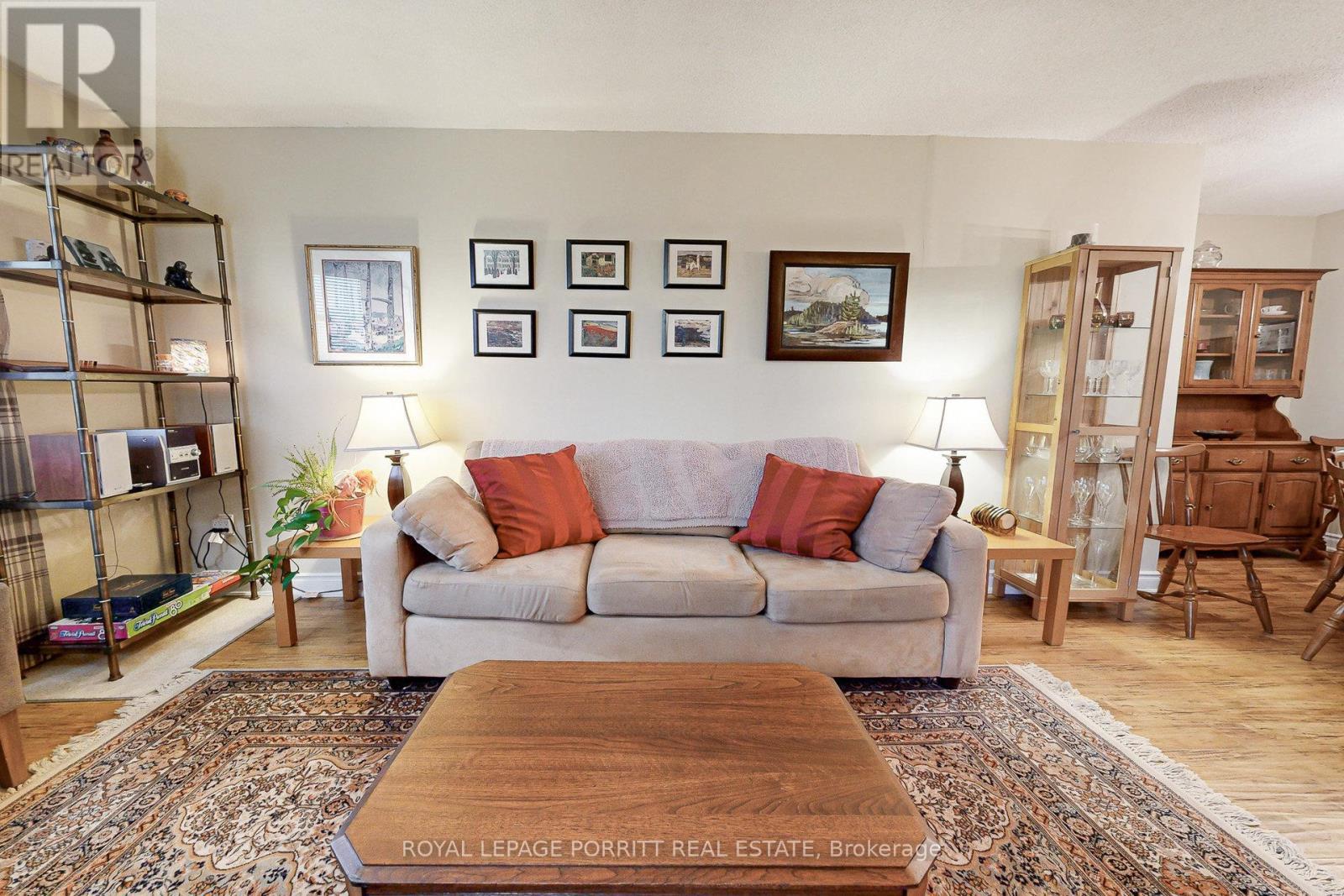 












208 - 3835 LAKE SHORE BOULEVARD W

,
Toronto,




Ontario
M8W1R2

