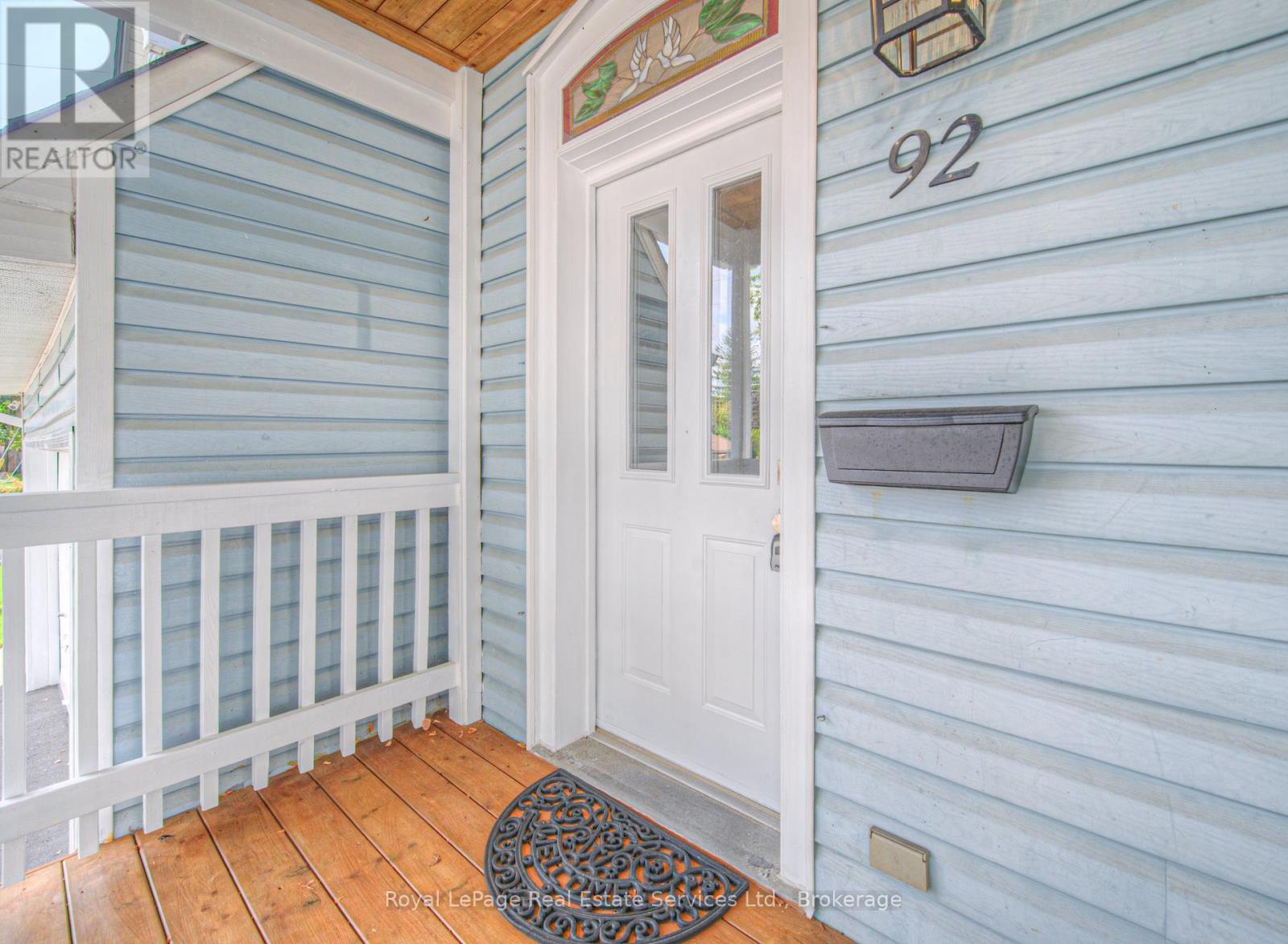 












92 ADAM STREET

,
Cambridge,




Ontario
N3C2K6

