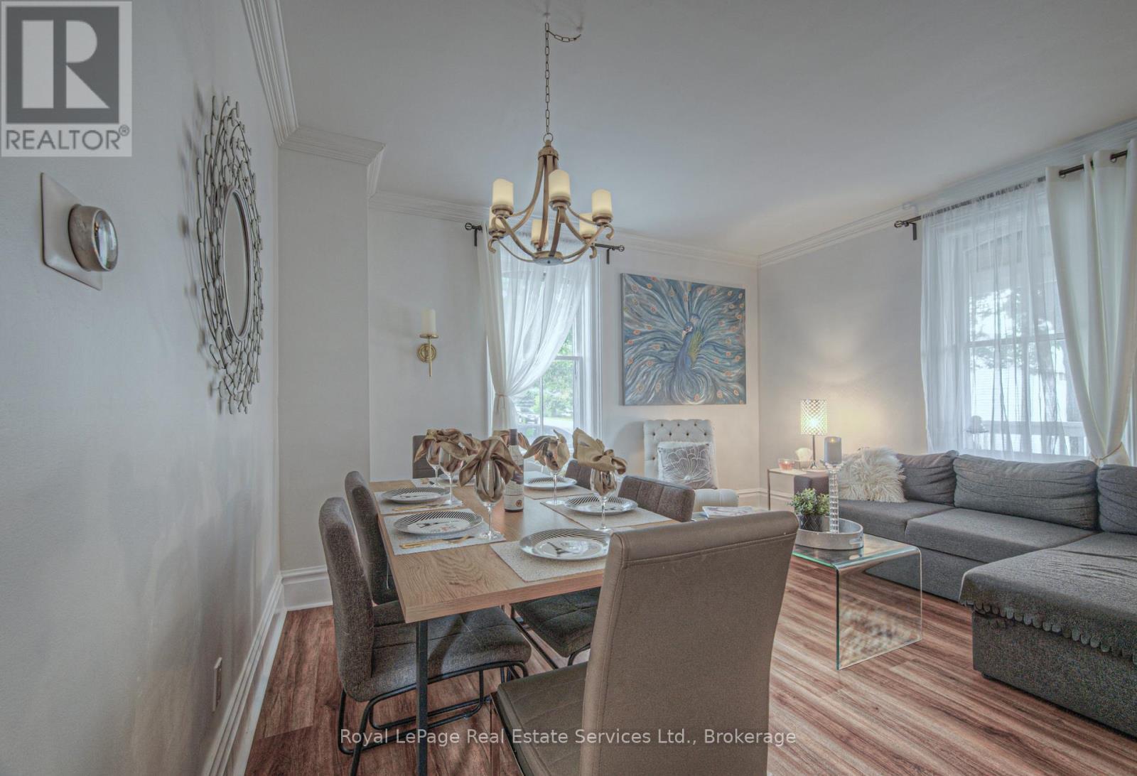 












92 ADAM STREET

,
Cambridge,




Ontario
N3C2K6

