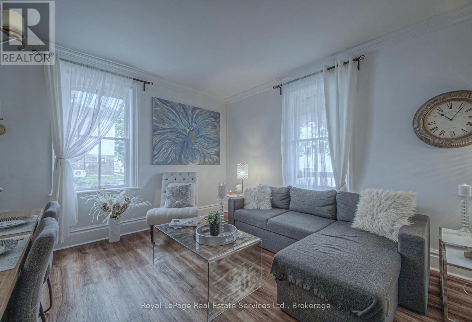 












92 ADAM STREET

,
Cambridge,




Ontario
N3C2K6

