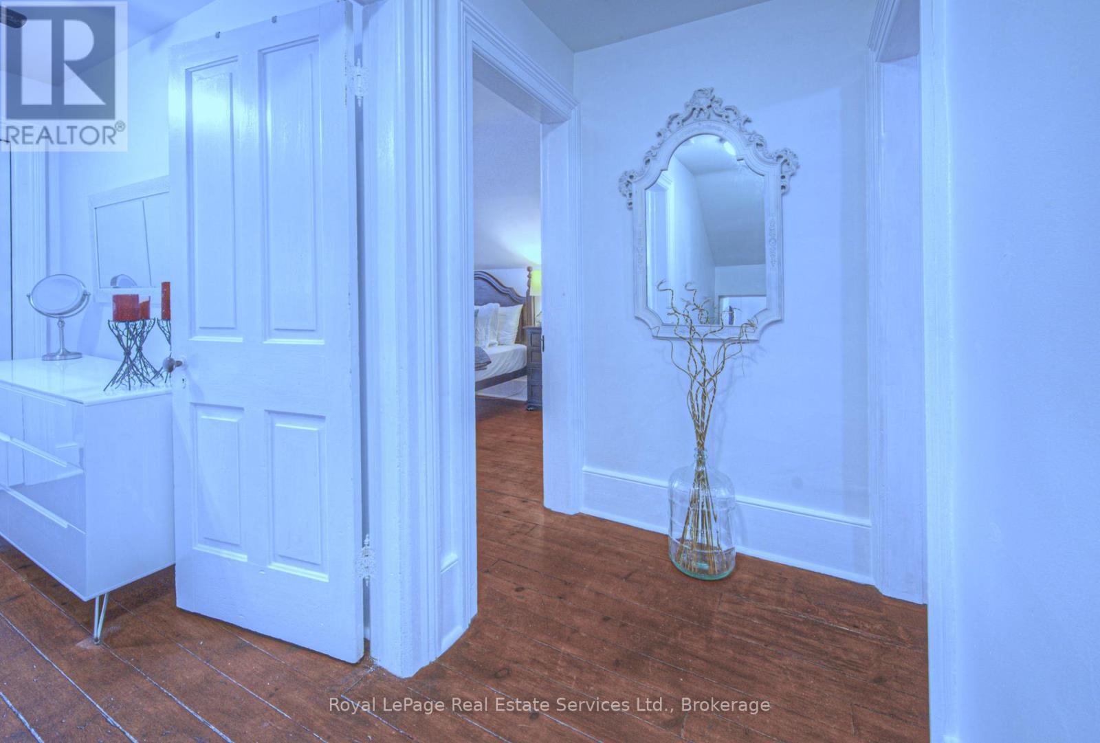 












92 ADAM STREET

,
Cambridge,




Ontario
N3C2K6

