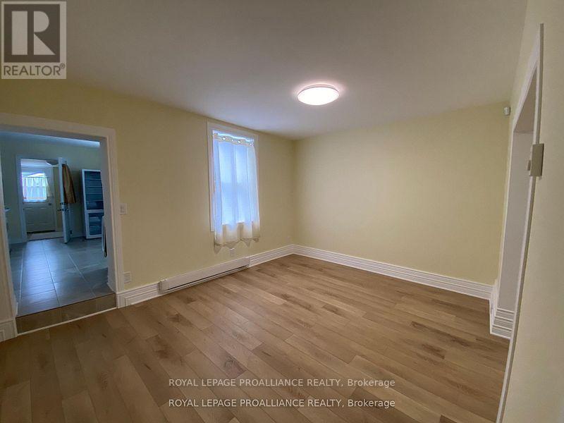 












71 BUELL STREET

,
Brockville,




Ontario
K6V4Y4

