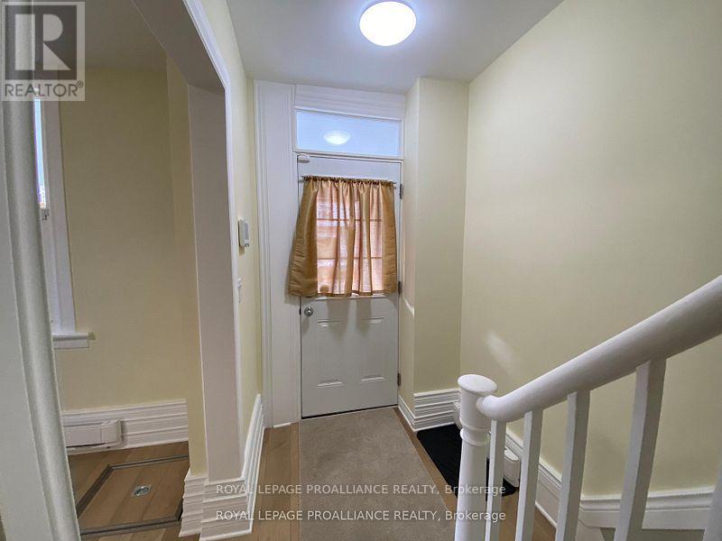 












71 BUELL STREET

,
Brockville,




Ontario
K6V4Y4

