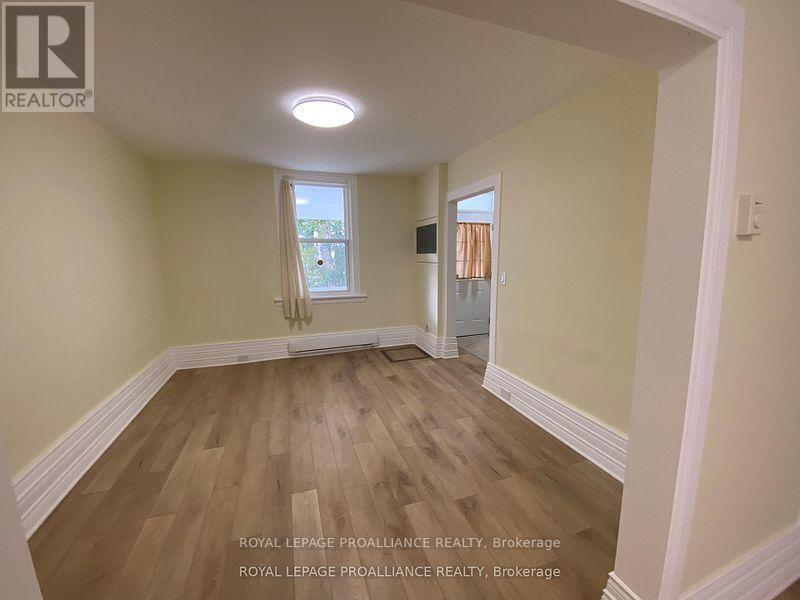 












71 BUELL STREET

,
Brockville,




Ontario
K6V4Y4

