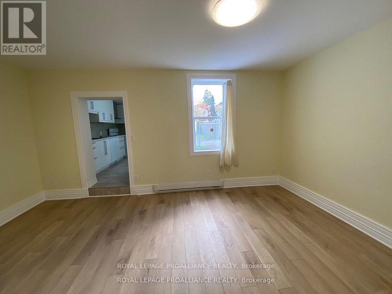 












71 BUELL STREET

,
Brockville,




Ontario
K6V4Y4

