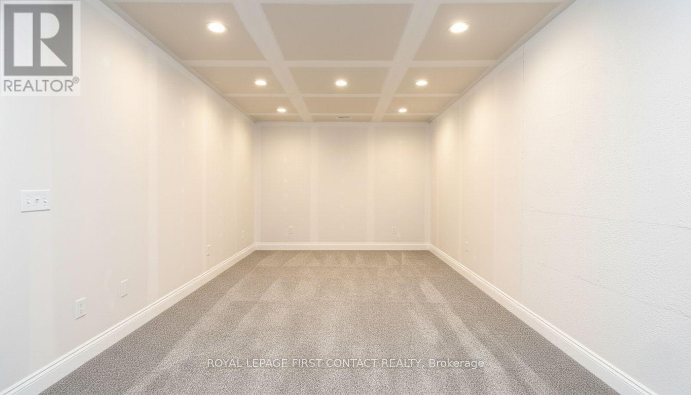 












UNIT #10 - 261 ROSE STREET

,
Barrie,




Ontario
L4M2V3

