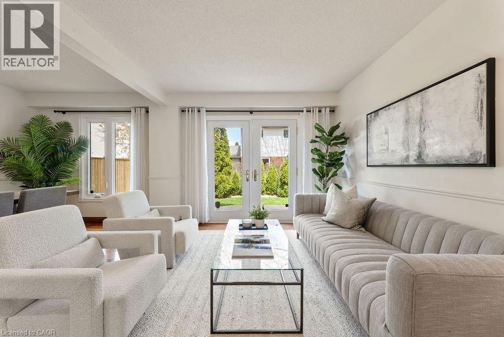 












161 RIVERVIEW Street

,
Oakville,




Ontario
L6L5S2

