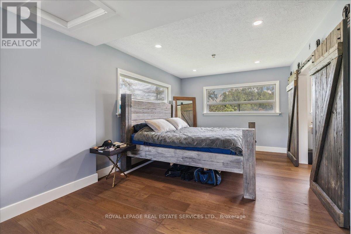 












1099 BURNHAMTHORPE ROAD W

,
Oakville,




Ontario
L6M4K9

