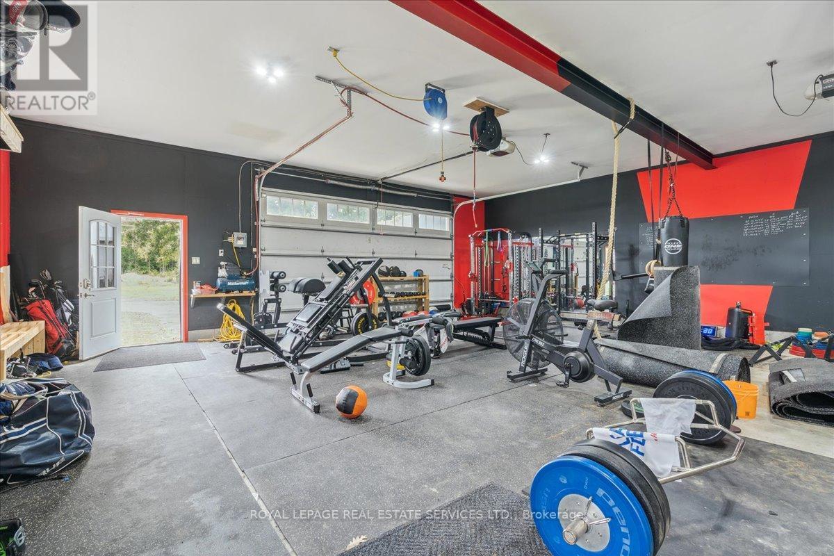 












1099 BURNHAMTHORPE ROAD W

,
Oakville,




Ontario
L6M4K9

