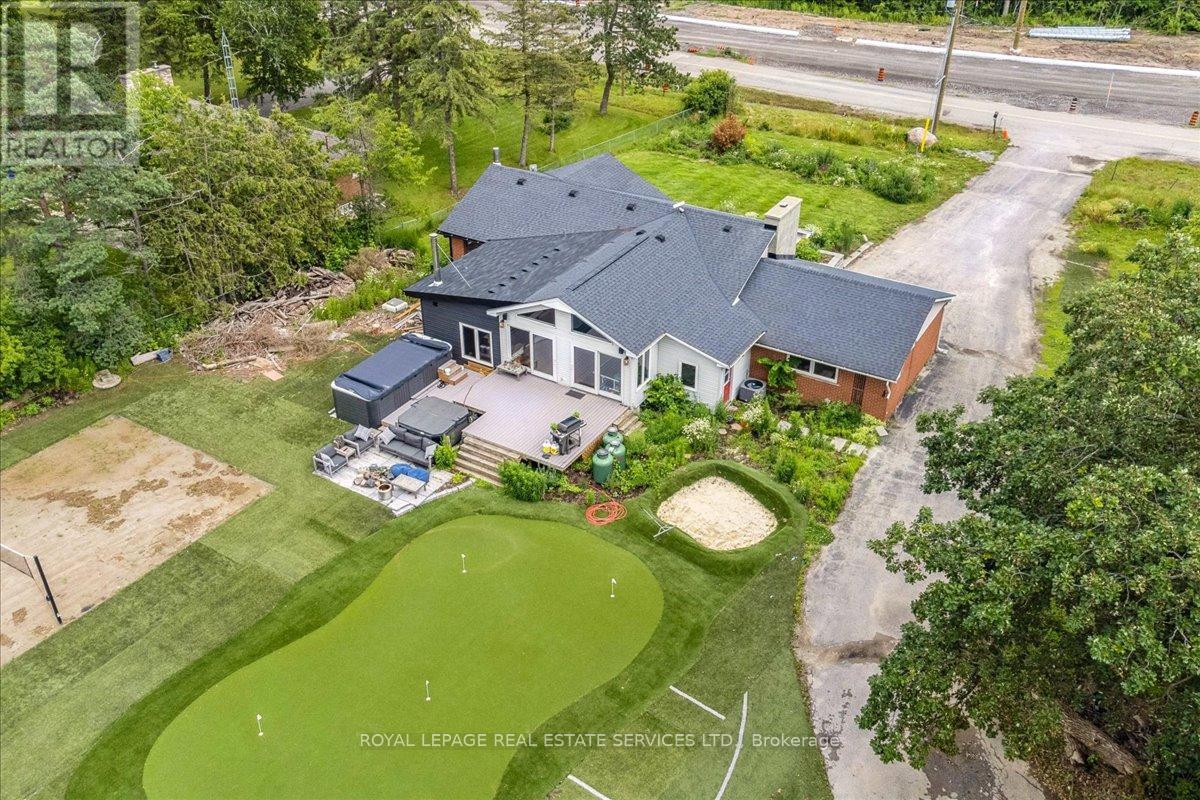 












1099 BURNHAMTHORPE ROAD W

,
Oakville,




Ontario
L6M4K9

