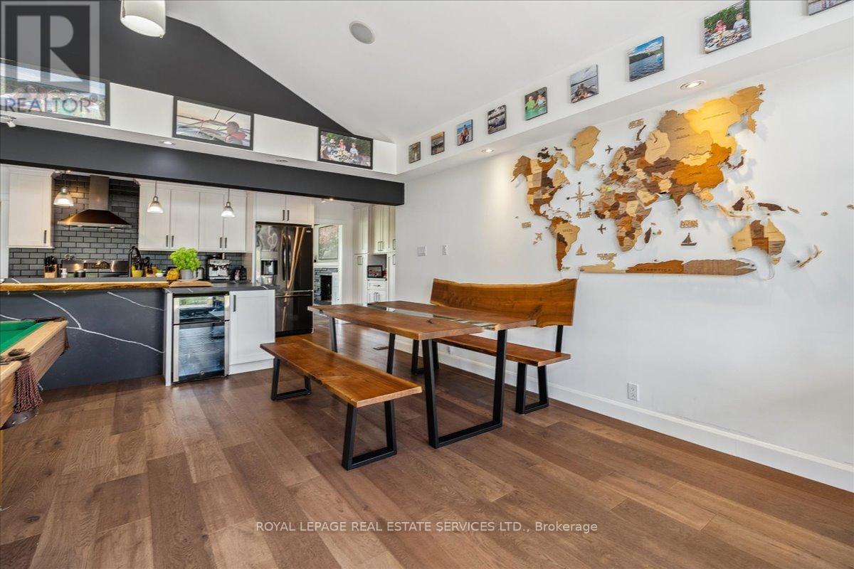 












1099 BURNHAMTHORPE ROAD W

,
Oakville,




Ontario
L6M4K9

