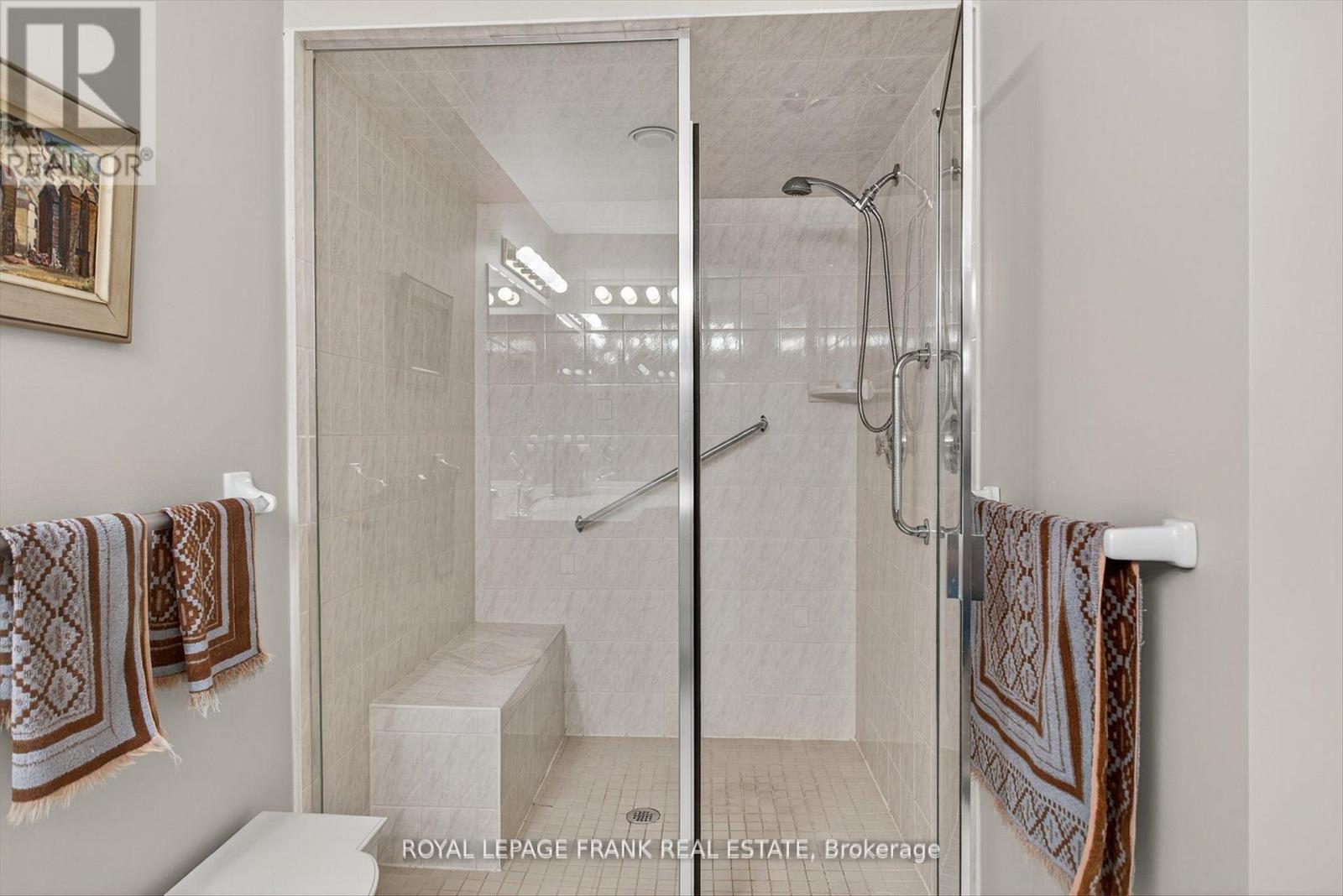 












8 - 1121 ARMOUR ROAD

,
Peterborough (Ashburnham Ward 4),




Ontario
K9H7N8

