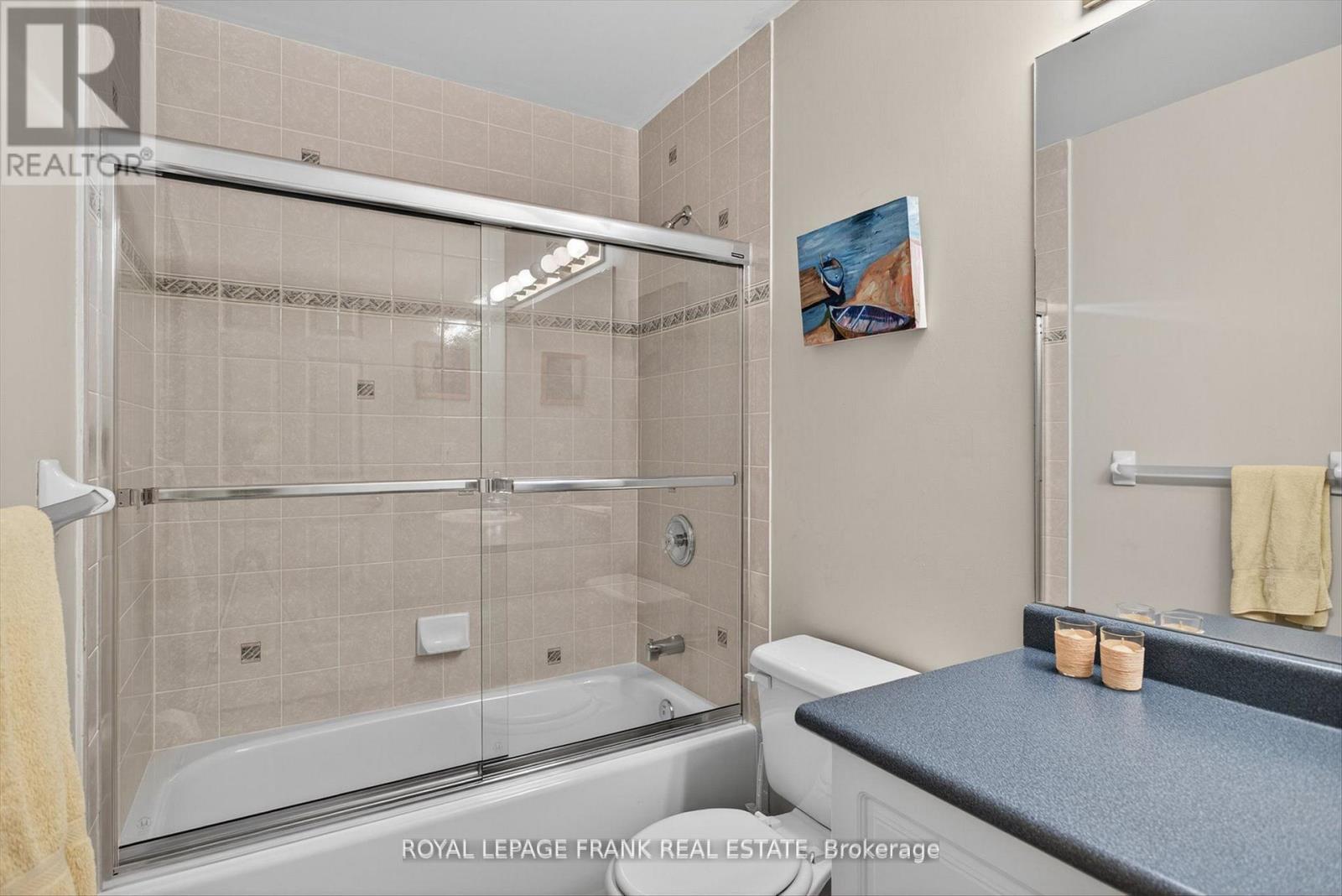 












8 - 1121 ARMOUR ROAD

,
Peterborough (Ashburnham Ward 4),




Ontario
K9H7N8

