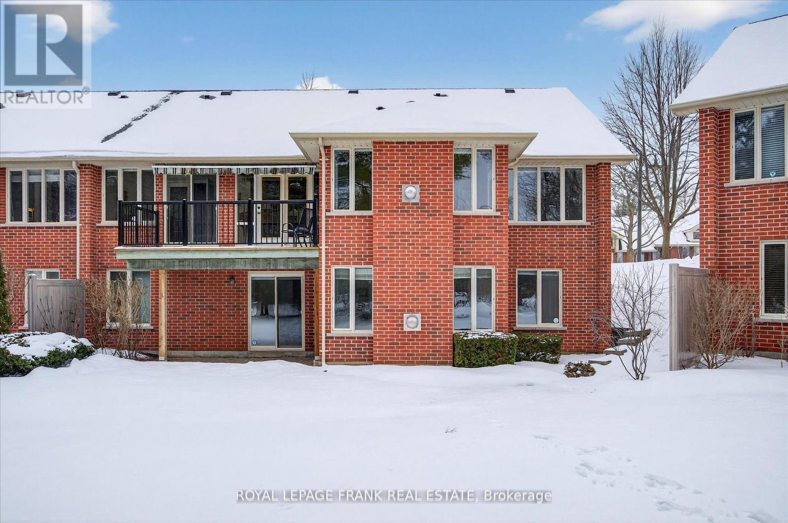 












8 - 1121 ARMOUR ROAD

,
Peterborough (Ashburnham Ward 4),




Ontario
K9H7N8

