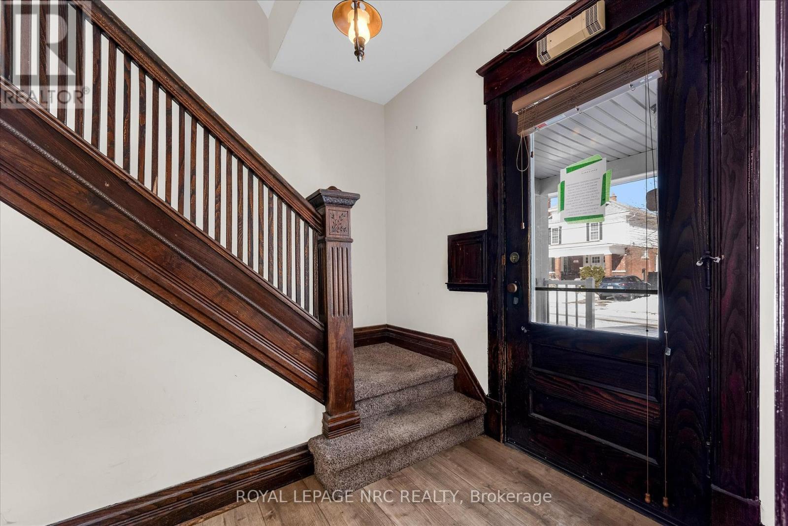 












4878 STAMFORD STREET

,
Niagara Falls (Cherrywood),




Ontario
L2E1M1

