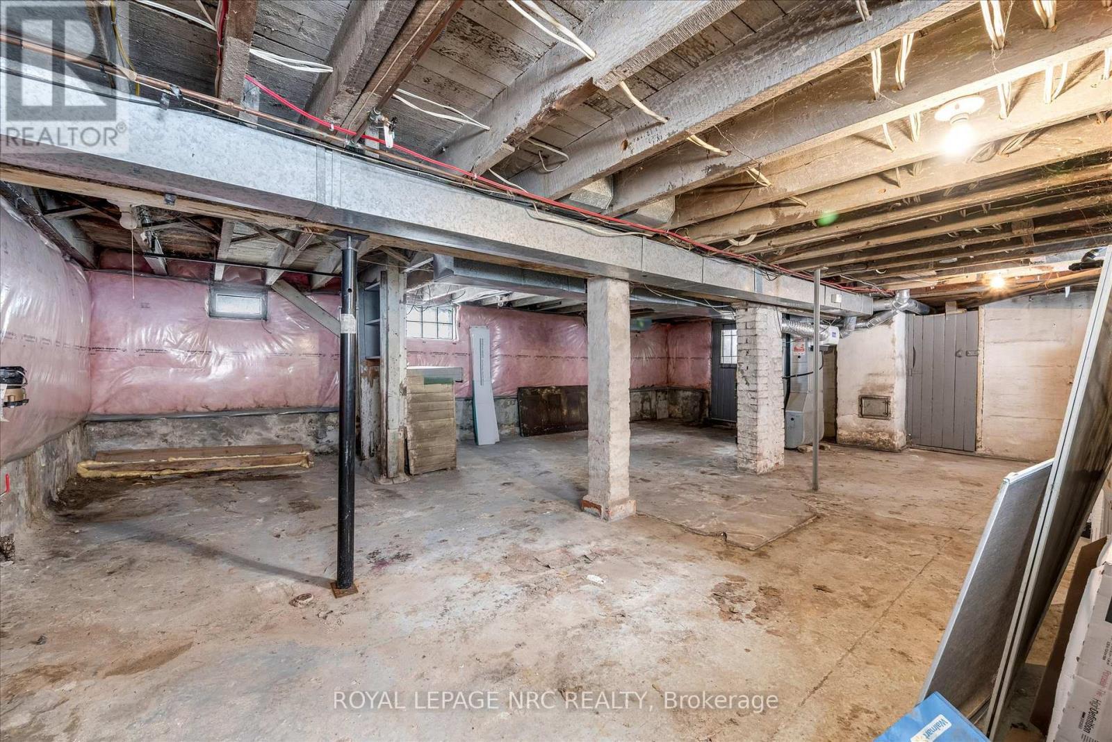 












4878 STAMFORD STREET

,
Niagara Falls (Cherrywood),




Ontario
L2E1M1

