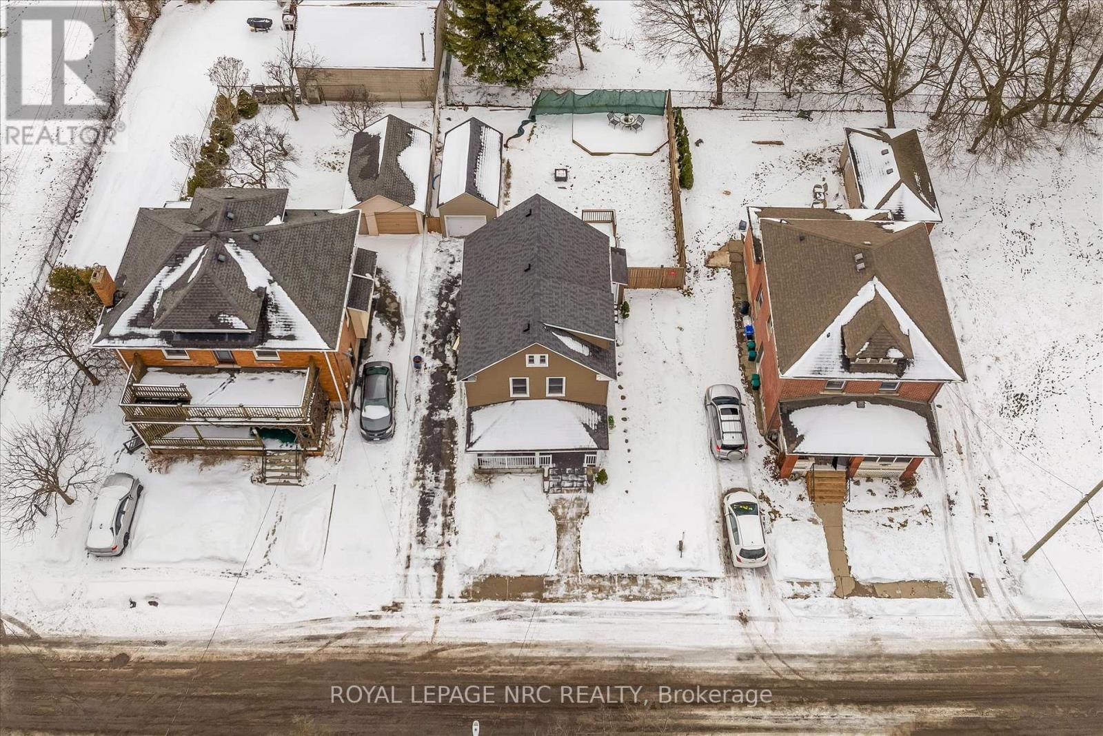 












4878 STAMFORD STREET

,
Niagara Falls (Cherrywood),




Ontario
L2E1M1

