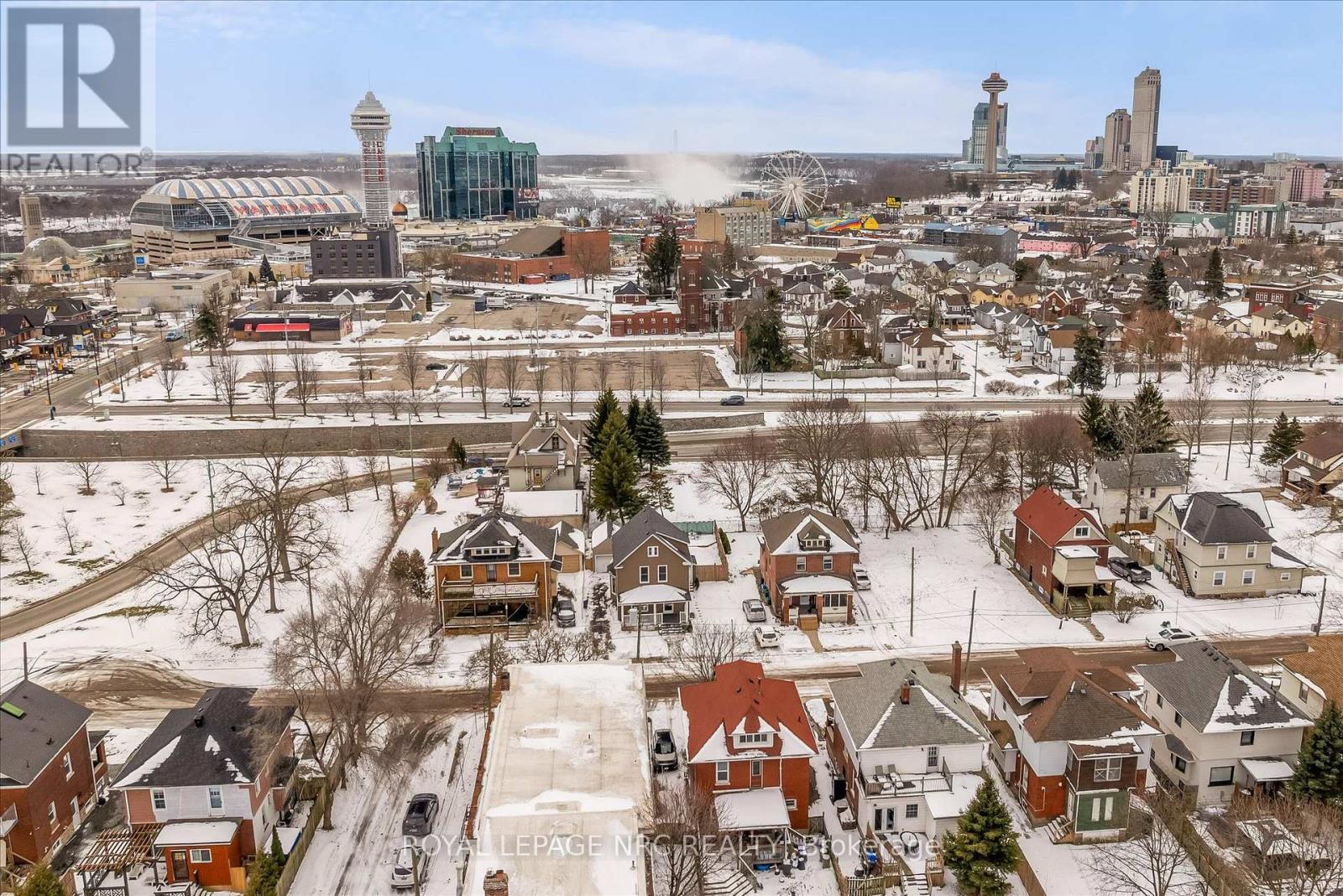 












4878 STAMFORD STREET

,
Niagara Falls (Cherrywood),




Ontario
L2E1M1

