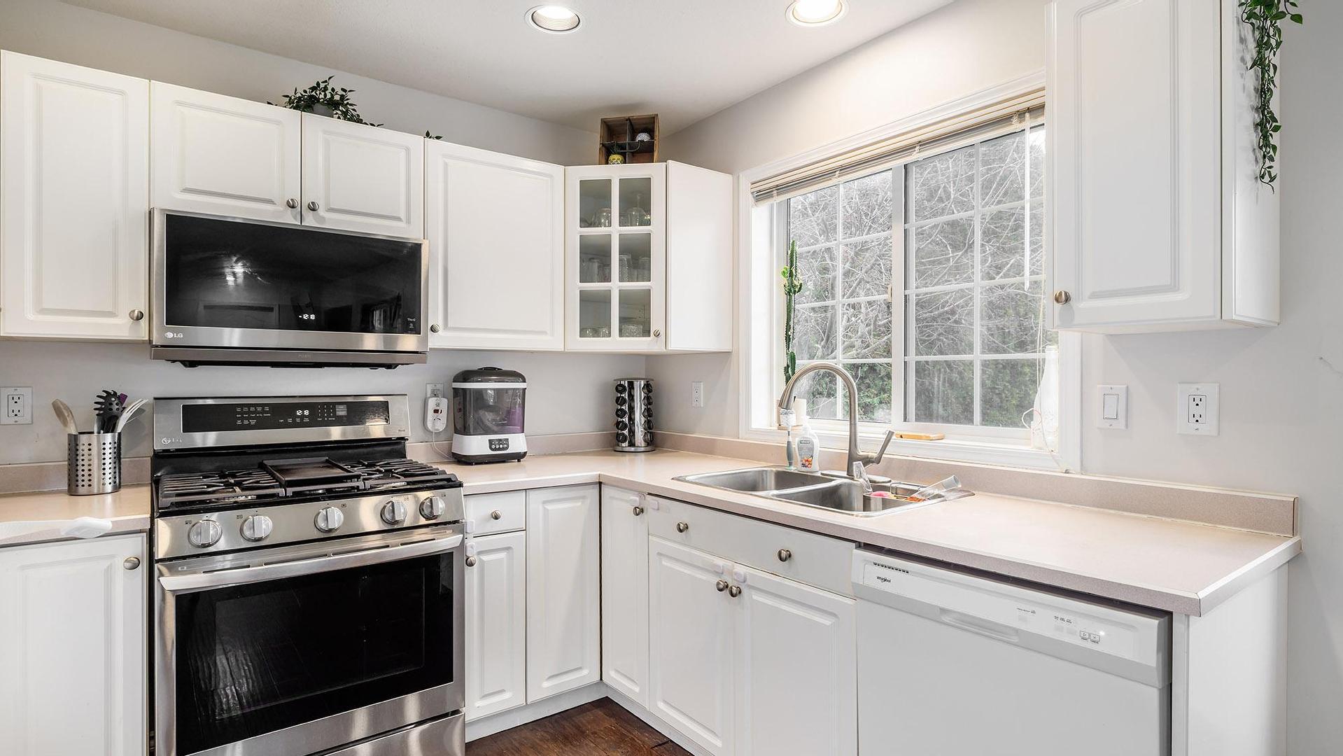 









5080


Scotty Creek

Road,
Kelowna,




BC
V1X 6T9

