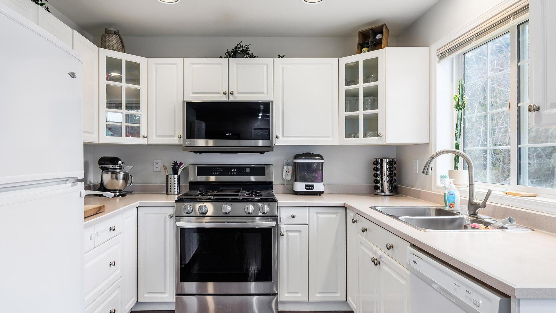 









5080


Scotty Creek

Road,
Kelowna,




BC
V1X 6T9

