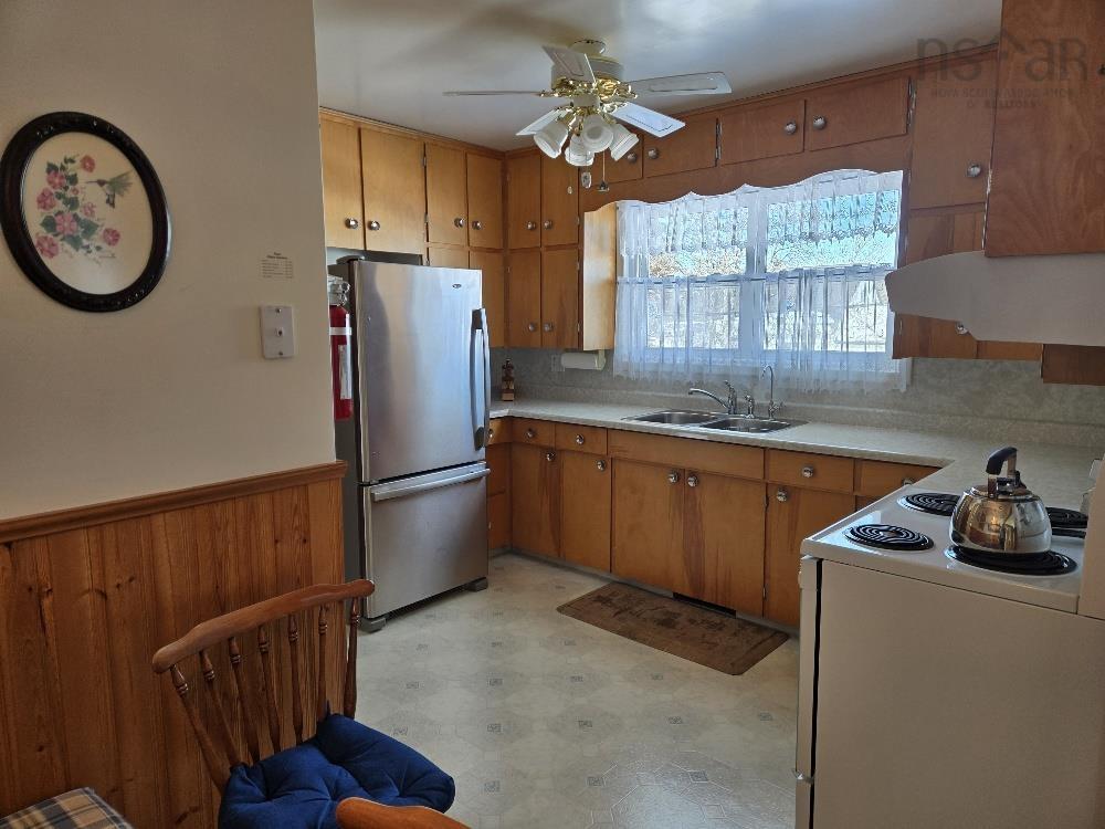 












100 Higgins Street

,
Truro,




NS
B2N 2L7

