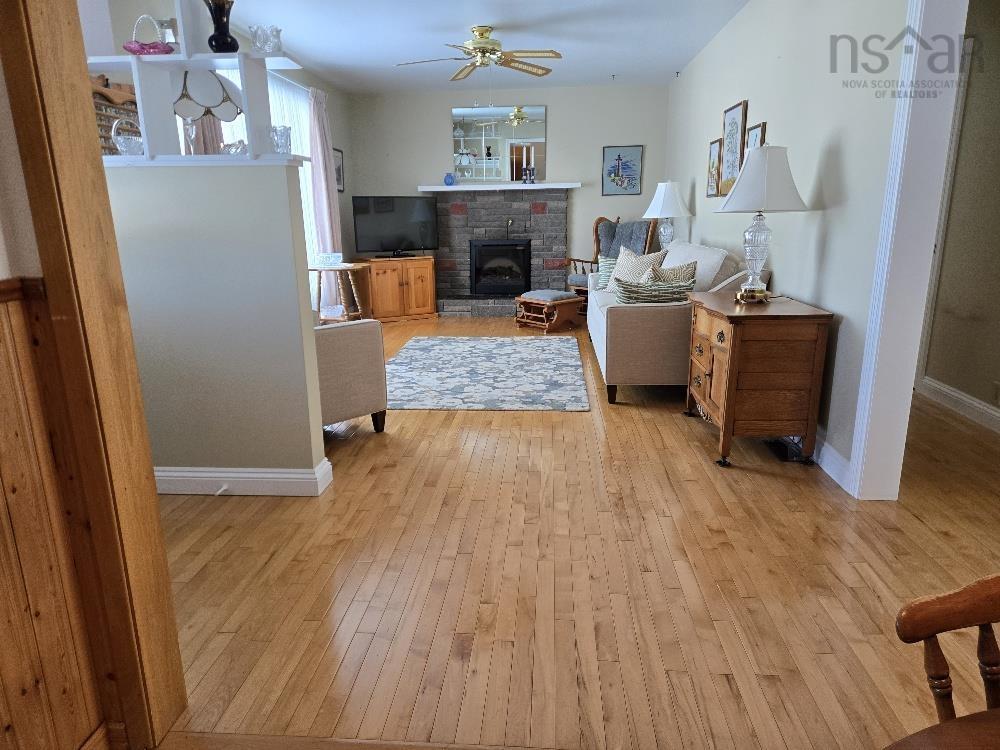 












100 Higgins Street

,
Truro,




NS
B2N 2L7

