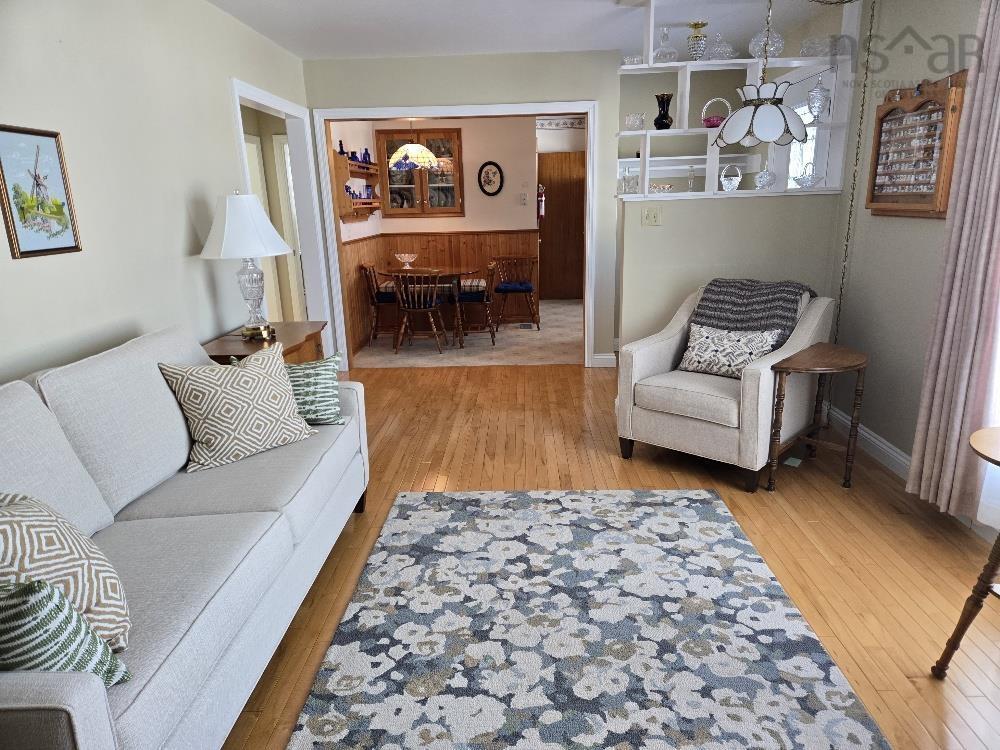 












100 Higgins Street

,
Truro,




NS
B2N 2L7

