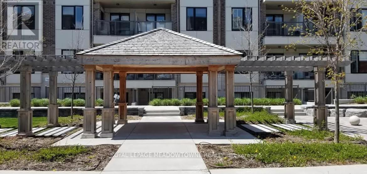 












311 - 6 DRUMMOND STREET

,
Toronto,




Ontario
M8V2V9

