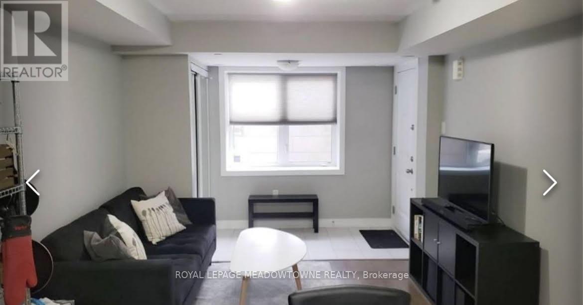 












311 - 6 DRUMMOND STREET

,
Toronto,




Ontario
M8V2V9

