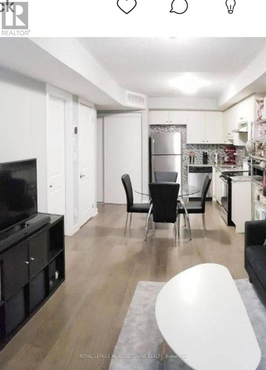 












311 - 6 DRUMMOND STREET

,
Toronto,




Ontario
M8V2V9

