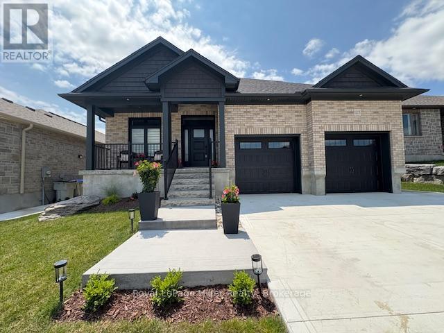 












125 PUGH STREET E

,
Perth East (Milverton),




Ontario
N0K1M0

