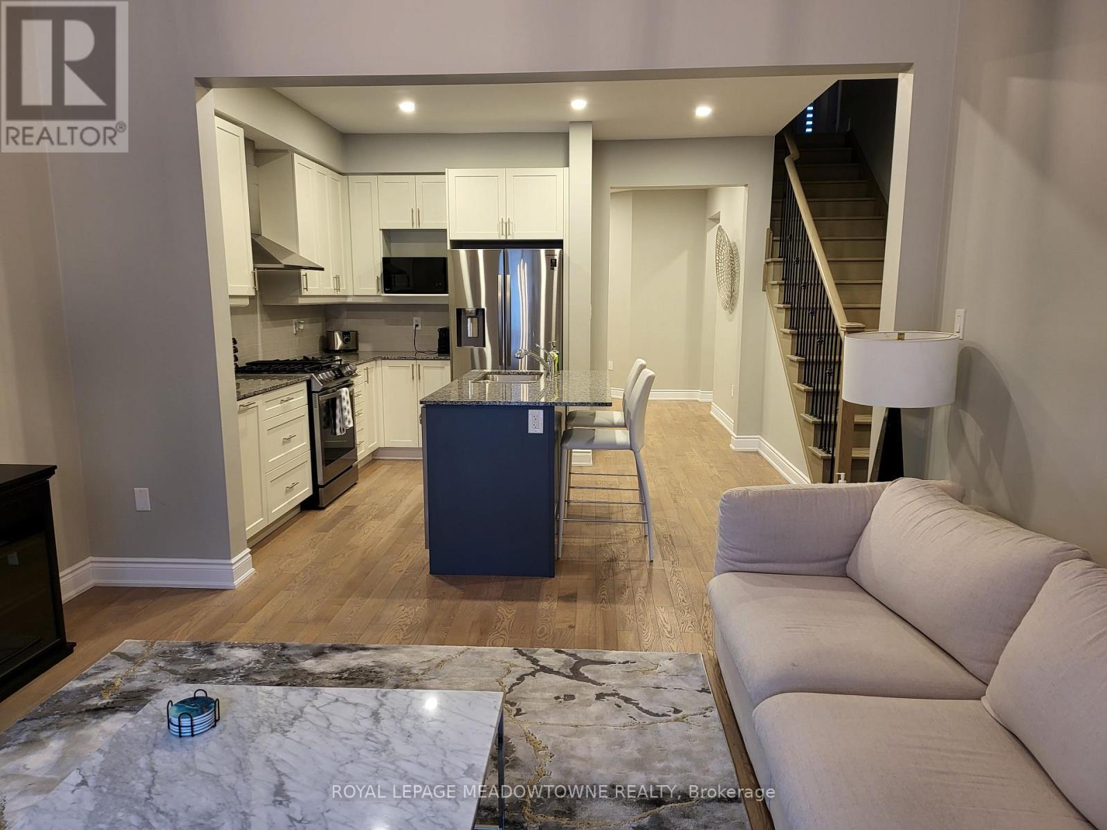 












13 EBERHARDT DRIVE

,
Wasaga Beach,




Ontario
L9Z0K6

