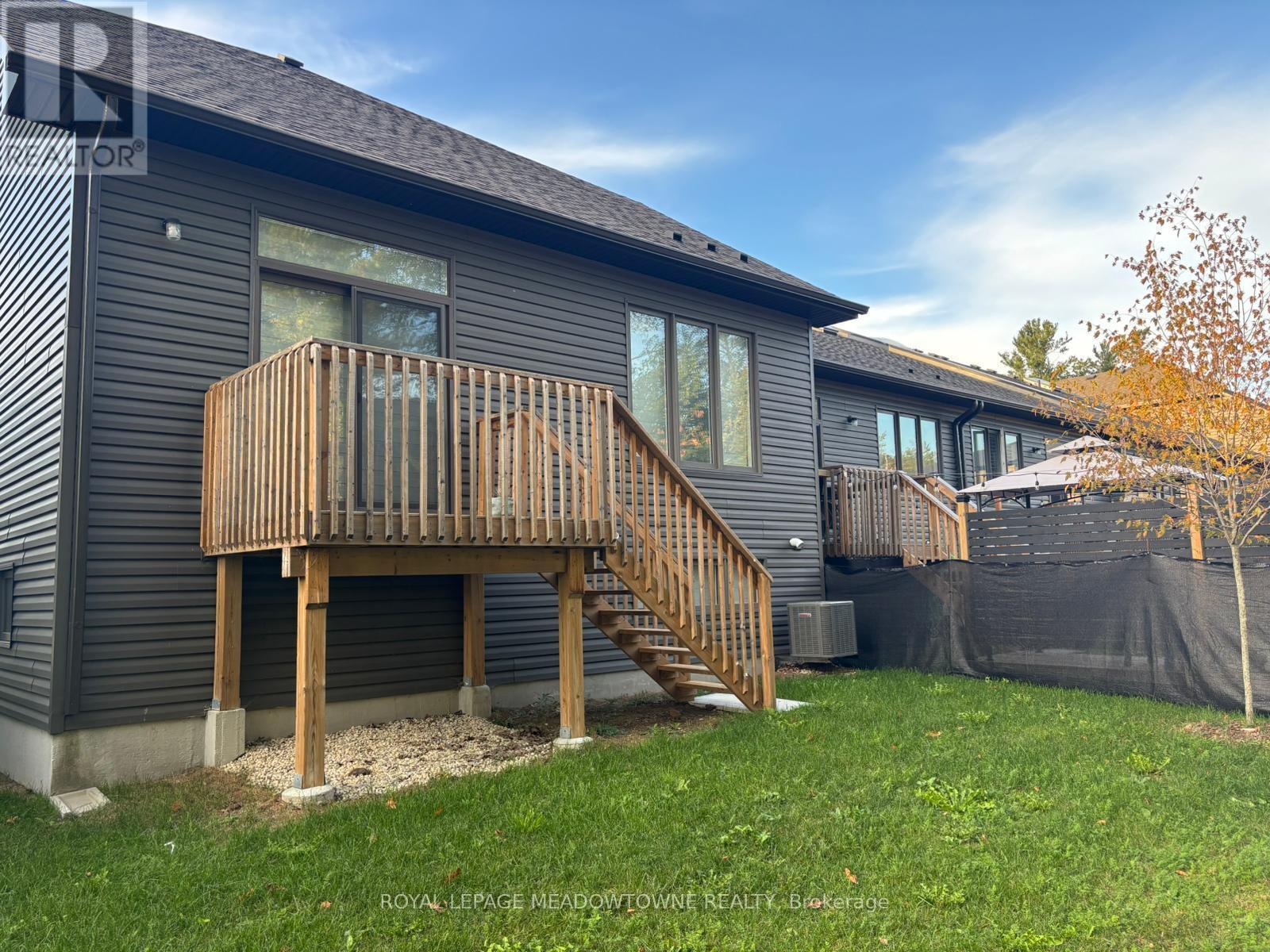 












13 EBERHARDT DRIVE

,
Wasaga Beach,




Ontario
L9Z0K6

