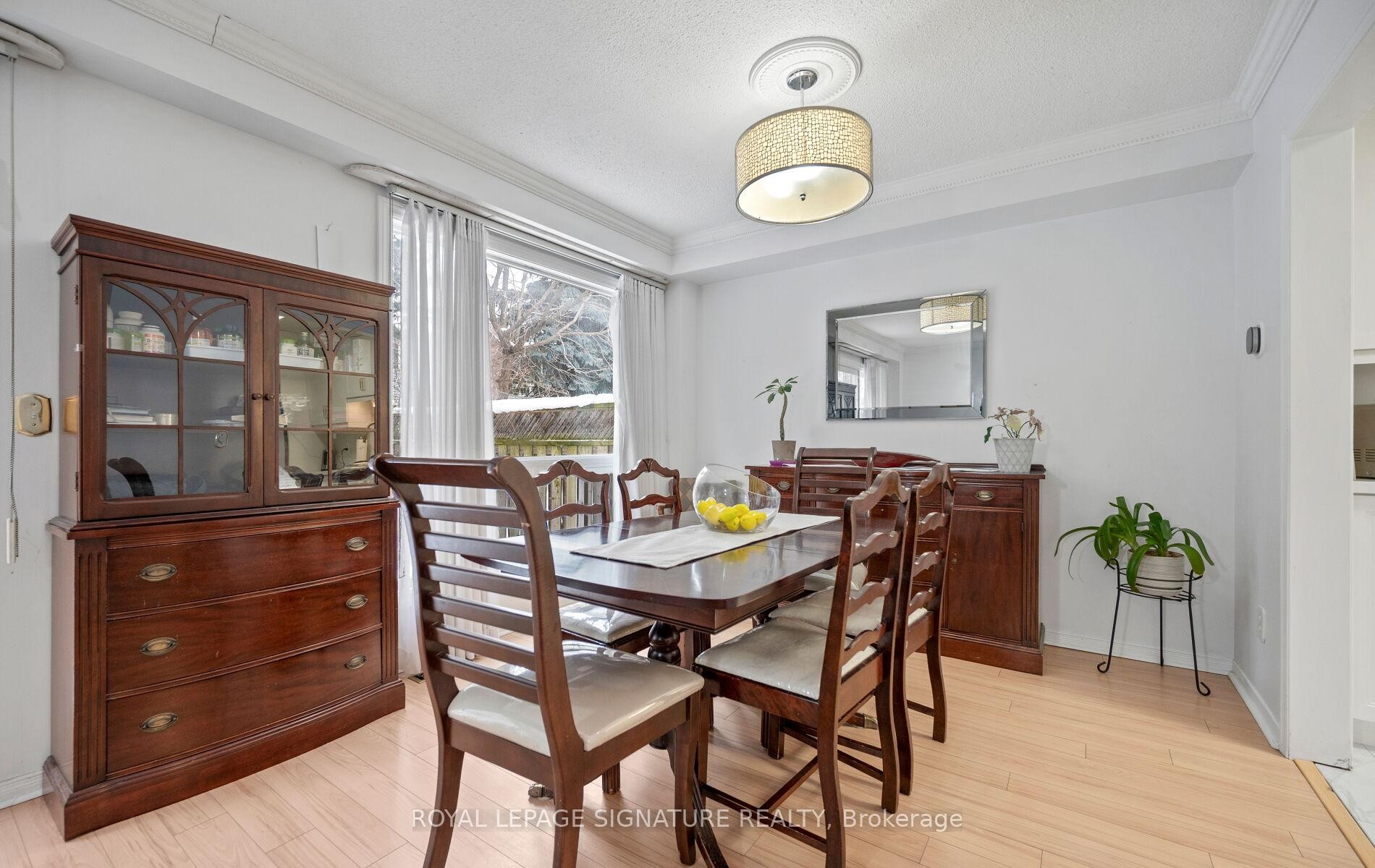 









3


Lancewood

Crescent,
Brampton,




ON
L6S 5Y6

