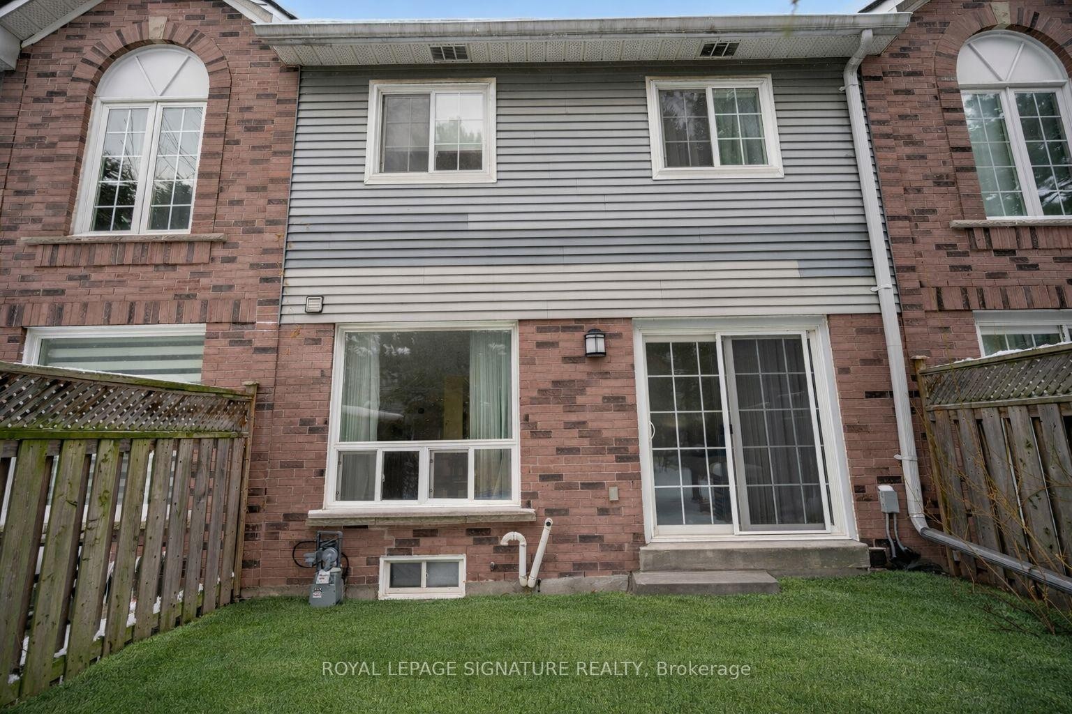 









3


Lancewood

Crescent,
Brampton,




ON
L6S 5Y6

