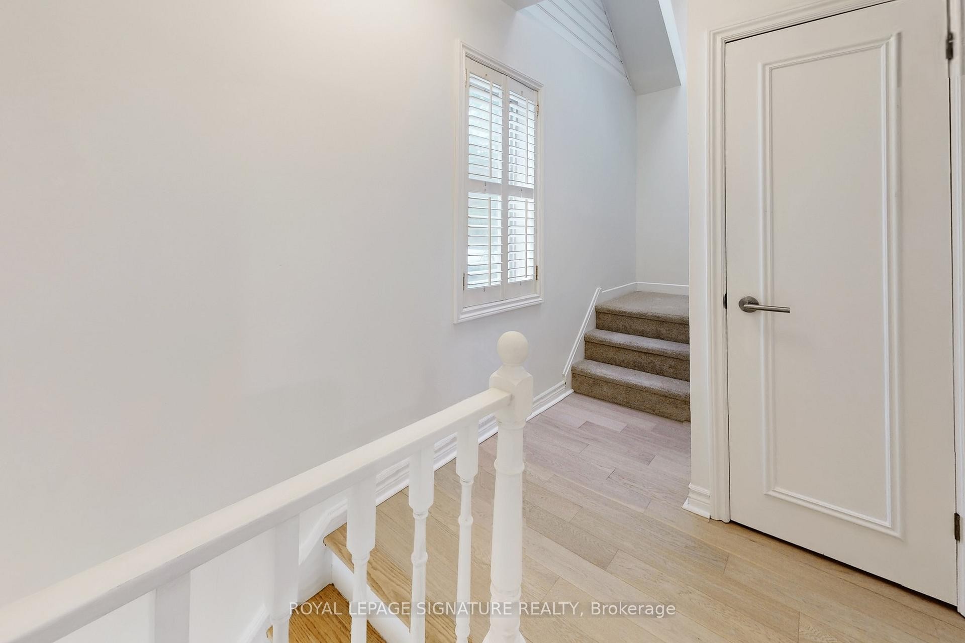 









337


Glen

Road,
Toronto,




ON
M4W 2X4

