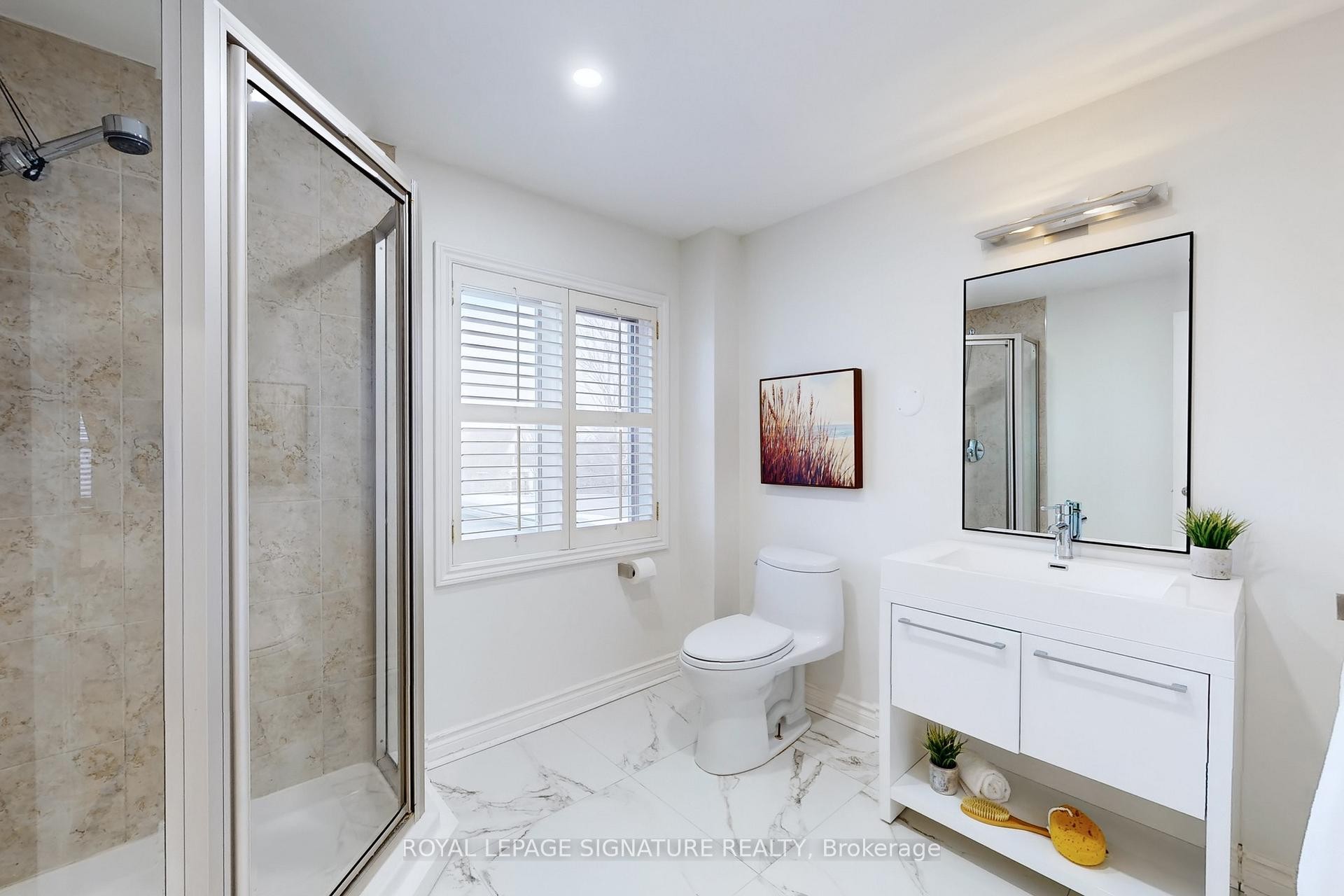 









337


Glen

Road,
Toronto,




ON
M4W 2X4

