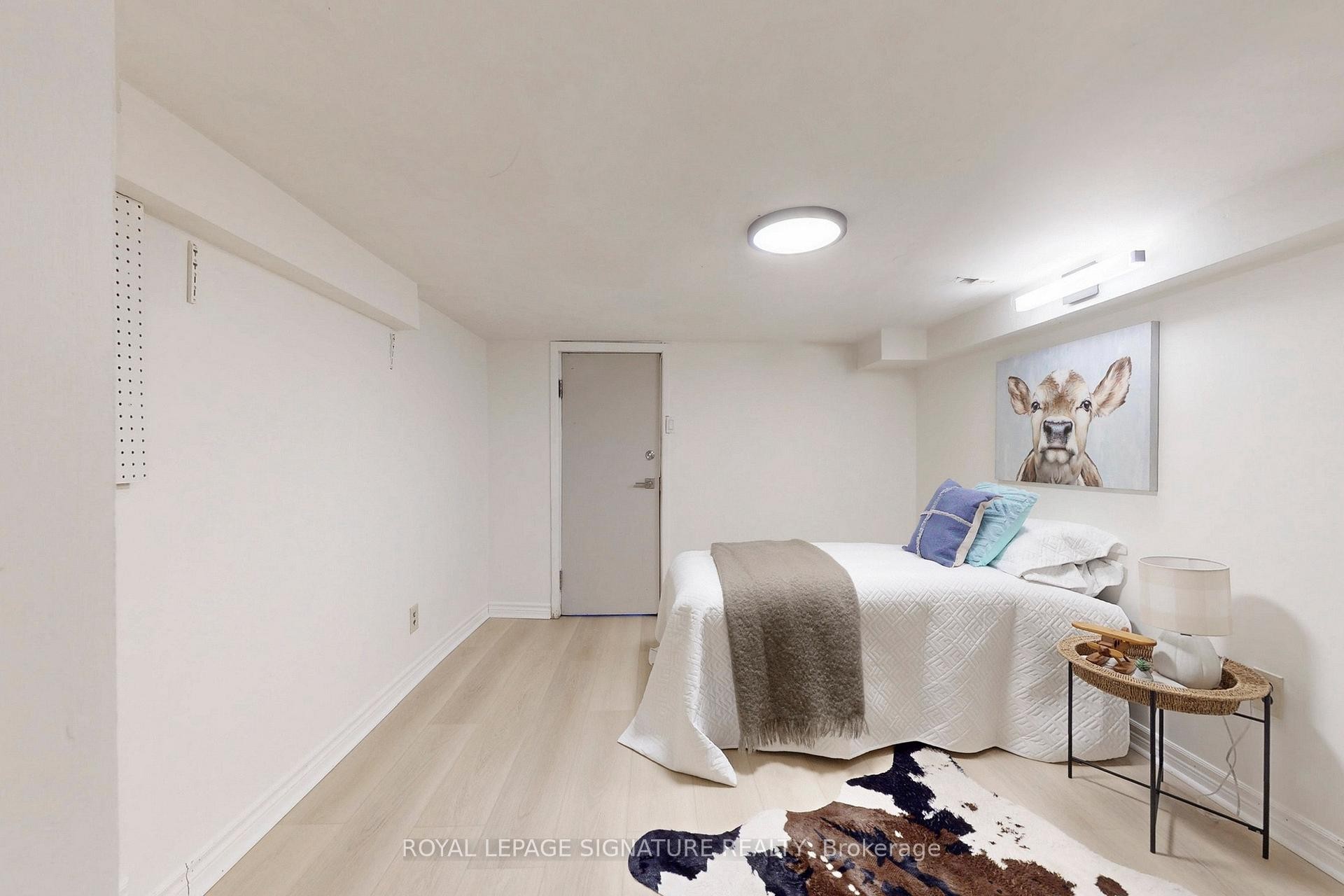 









337


Glen

Road,
Toronto,




ON
M4W 2X4

