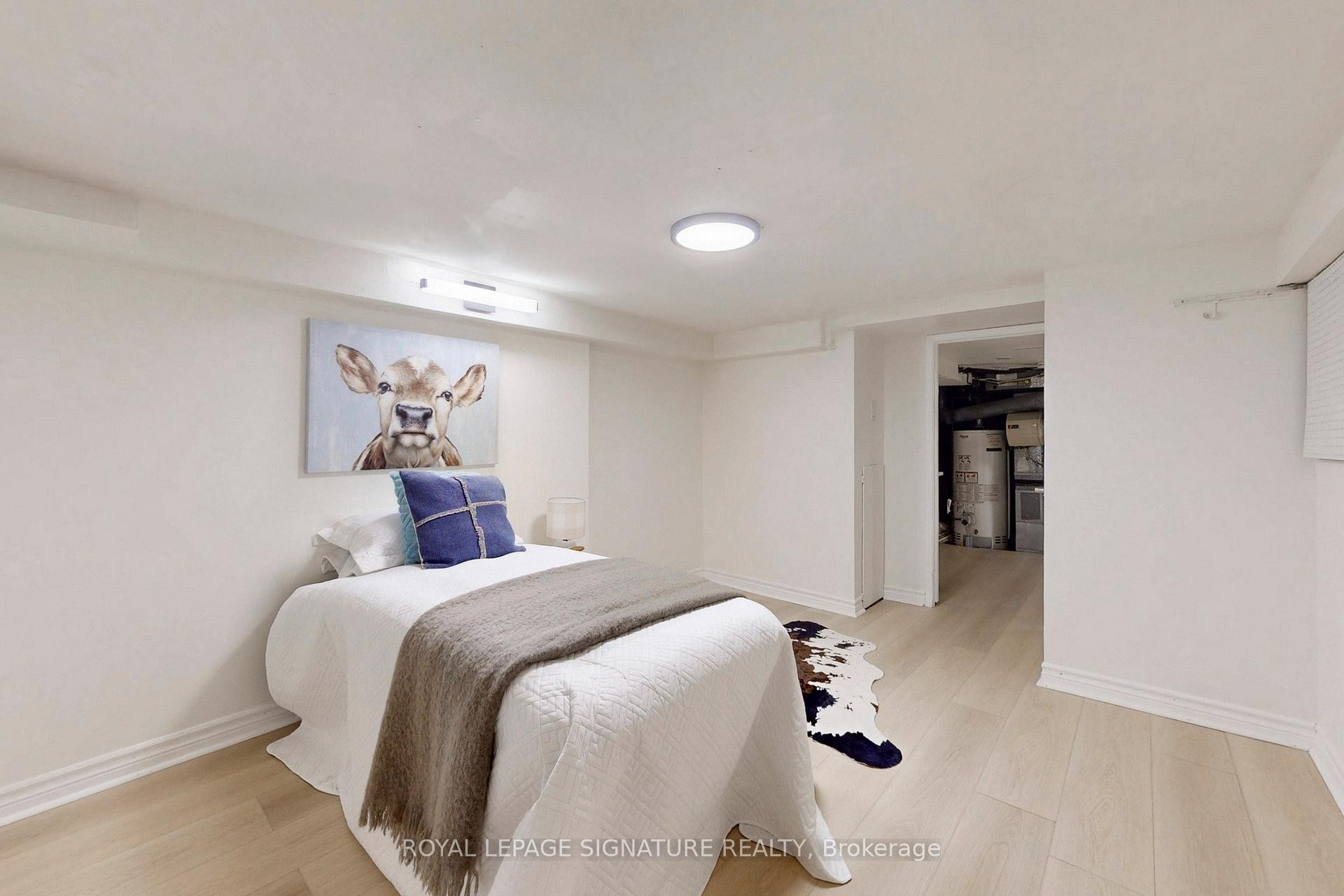 









337


Glen

Road,
Toronto,




ON
M4W 2X4

