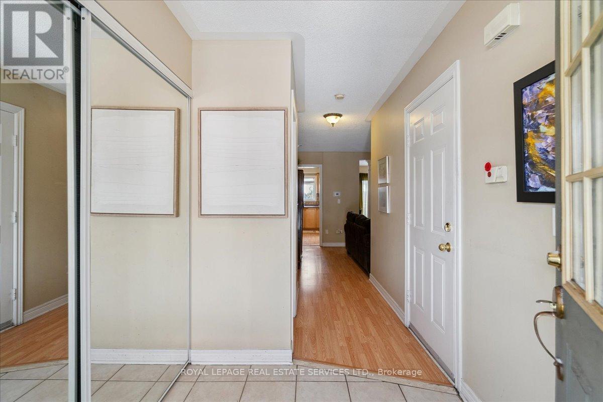 












14 - 2871 DARIEN ROAD

,
Burlington,




Ontario
L7M4R6

