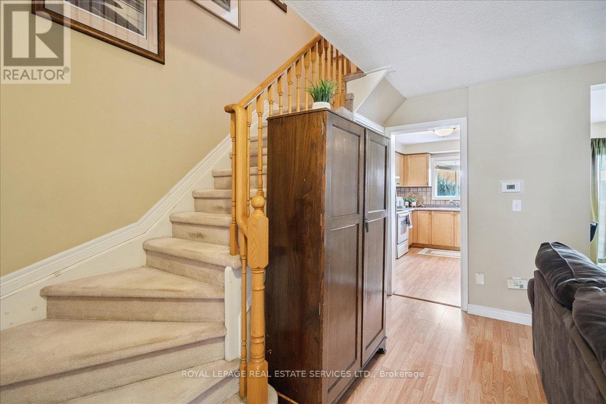 












14 - 2871 DARIEN ROAD

,
Burlington,




Ontario
L7M4R6

