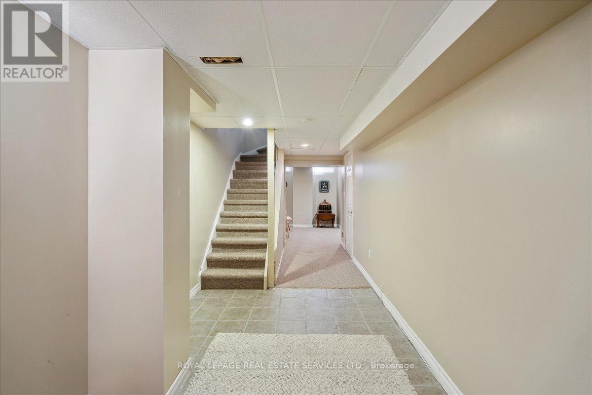 












14 - 2871 DARIEN ROAD

,
Burlington,




Ontario
L7M4R6

