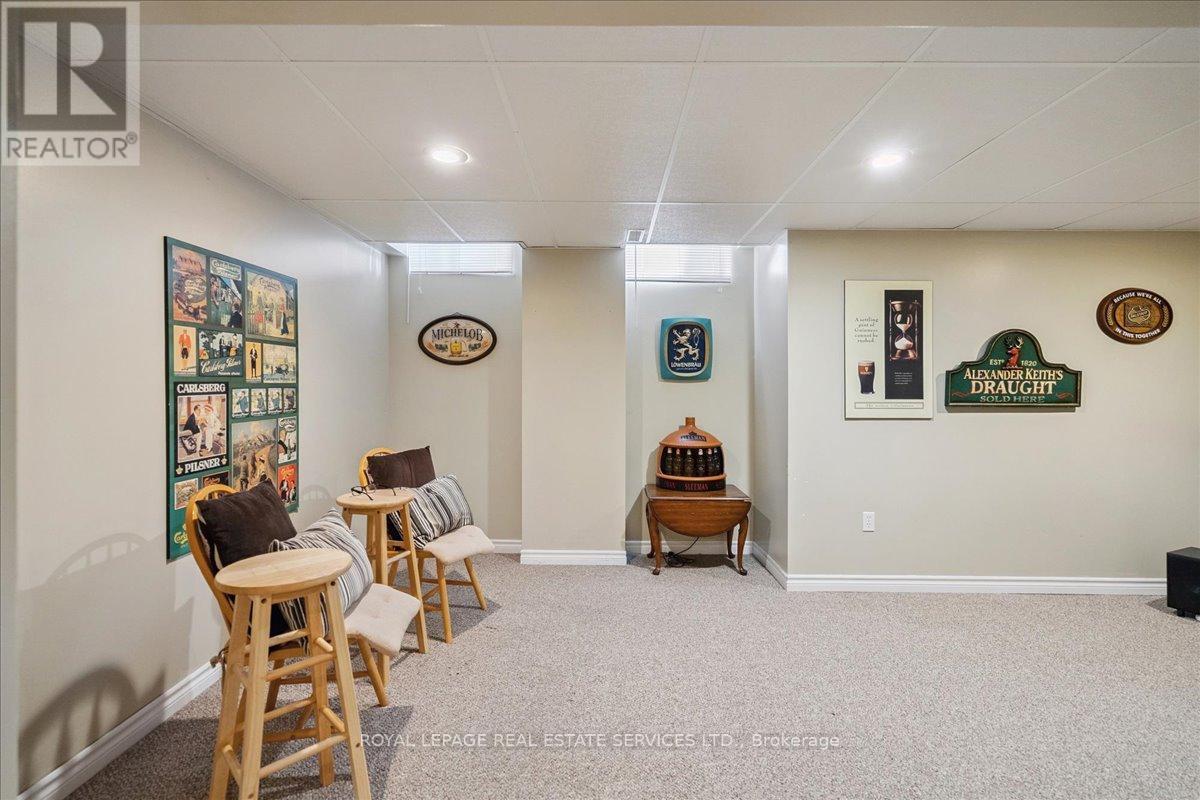 












14 - 2871 DARIEN ROAD

,
Burlington,




Ontario
L7M4R6

