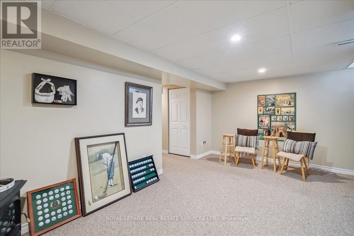 












14 - 2871 DARIEN ROAD

,
Burlington,




Ontario
L7M4R6

